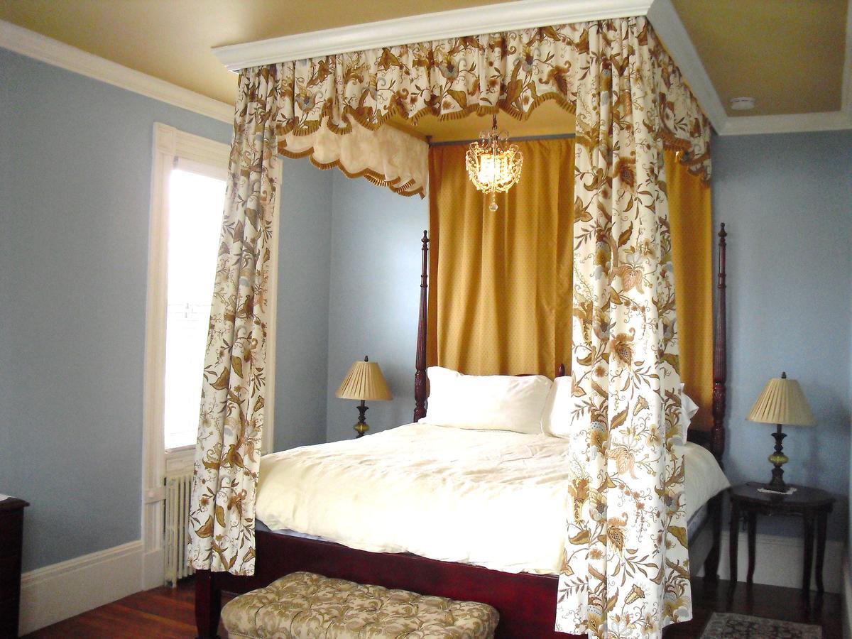 Deluxe King Room,818283185:JPEG