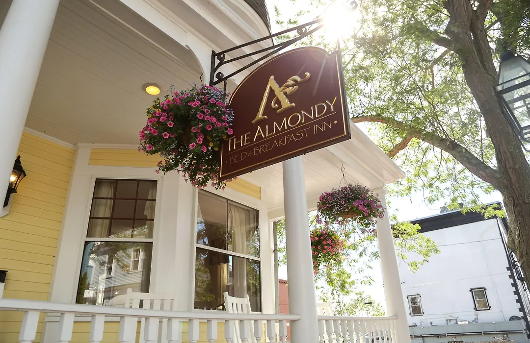 Almondy Inn Bed & Breakfast-1