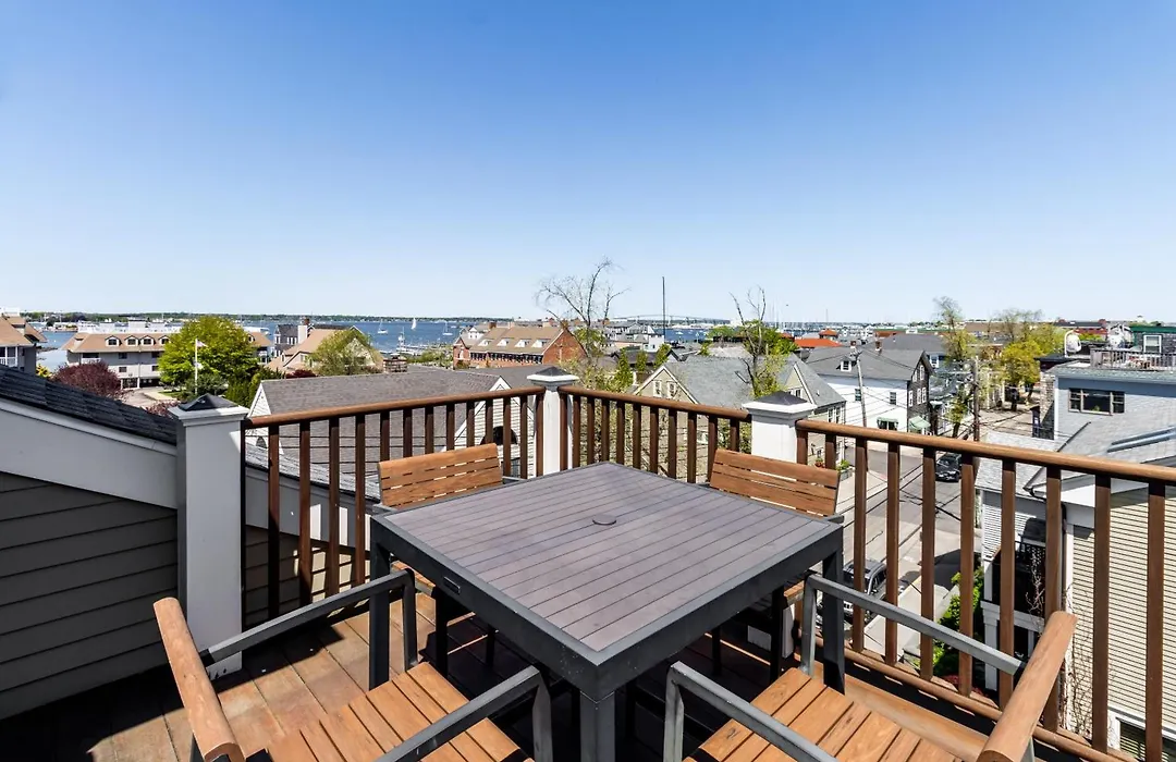 The Newport Lofts - 548 Thames Street-1