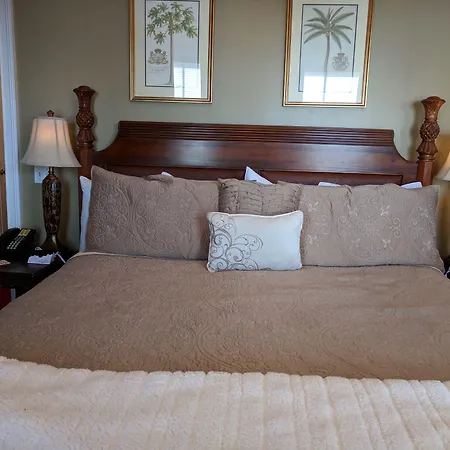Almondy Inn Bed & Breakfast-3