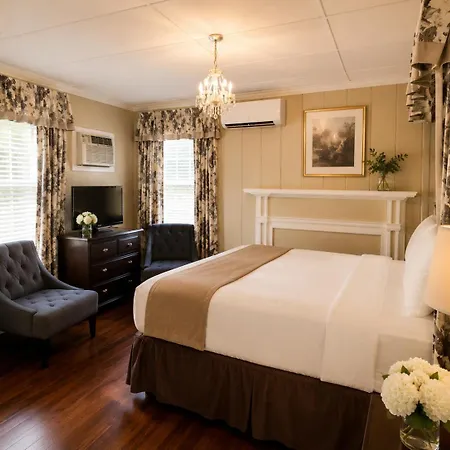 Bellevue Manor-2
