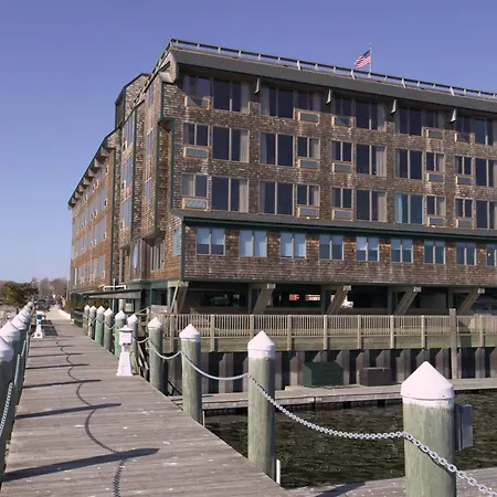 Club Wyndham Inn On Long Wharf-2
